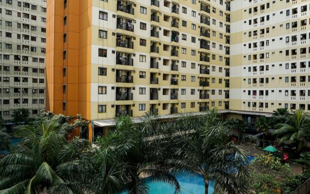 Comfortable and Homey Studio Apartment at Kebagusan City