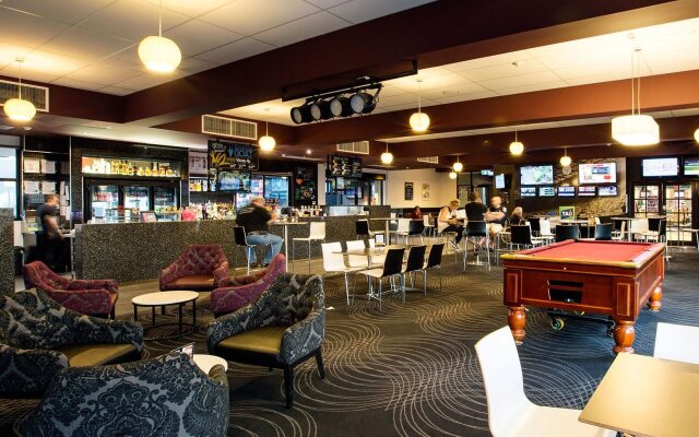 Nightcap at Skyways Hotel