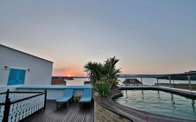 Isla de Flores Hotel