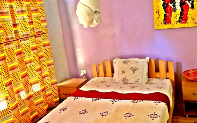 Yambi Guesthouse
