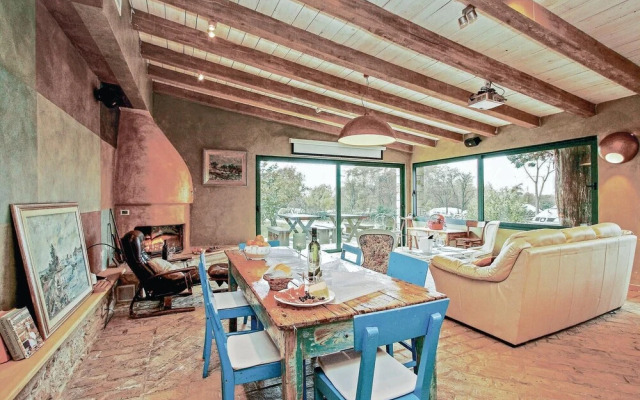 Stunning Home in St Negricani With 9 Bedrooms