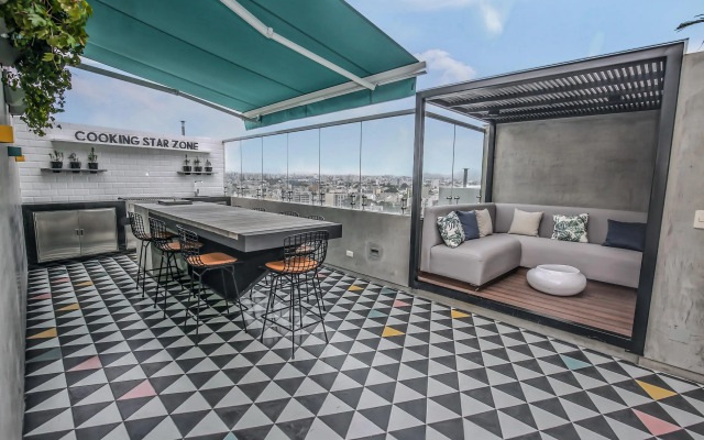 Trendy Host Stelar Miraflores