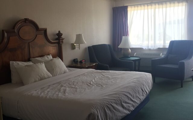 Fireside Inn & Suites - Belfast