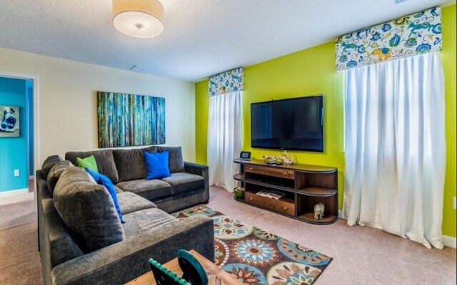 Stunning Champion's Home