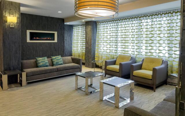 Holiday Inn Niagara Falls State Park Entry by IHG