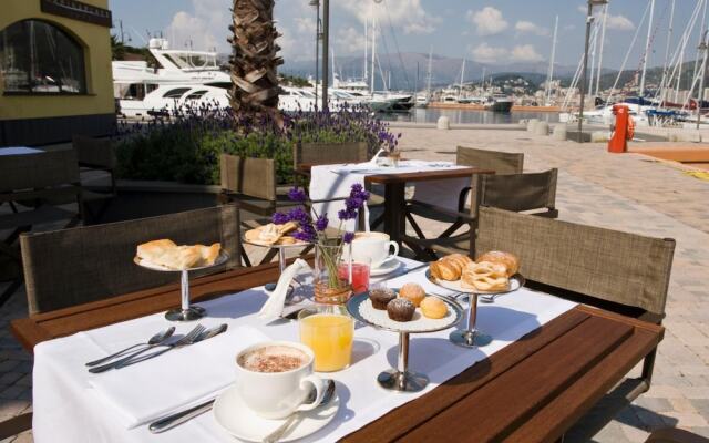 Marina Place Resort