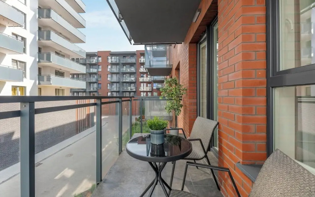 Bastion Wałowa City Center & Parking by Downtown Apartments