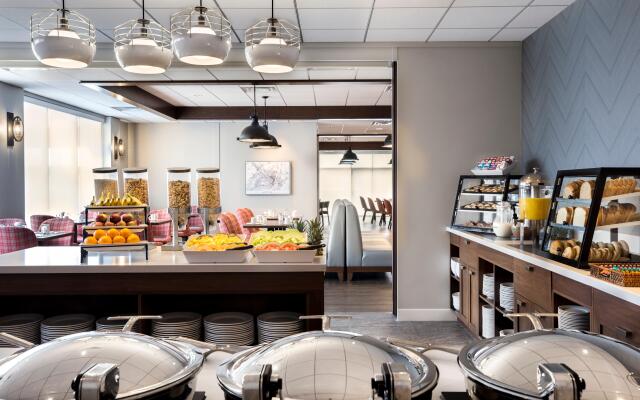 Holiday Inn Montreal Longueuil by IHG