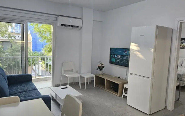 145 NIC - Stay Historia Apartment