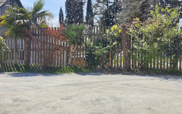 Sealoo Razina Guest House