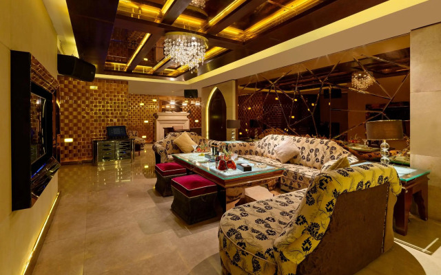 Regal Palace Hotel