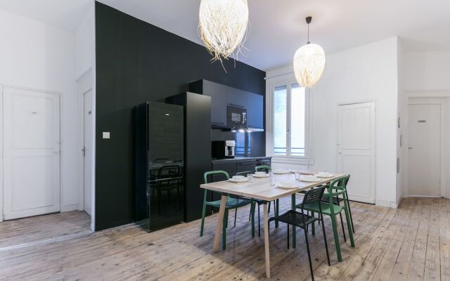 Coeur Urbain Bedrooms - Gare St Roch II