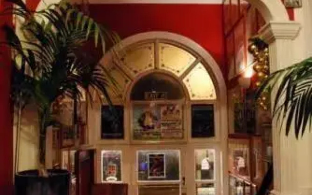 Beacon Hotel