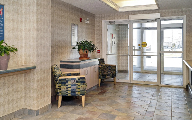 Motel 6 Peterborough, ON