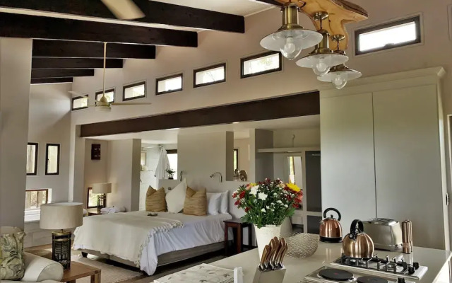 iKhaya LamaDube Game Lodge