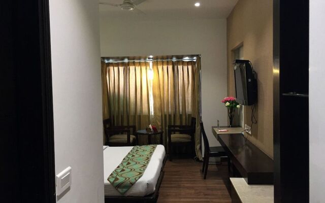 OYO Rooms 074 Cyber City