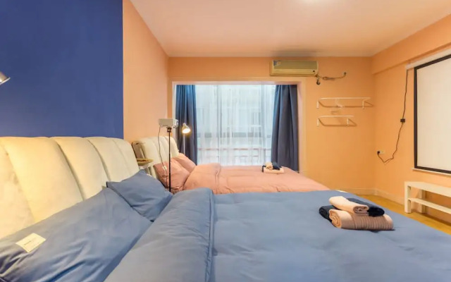 Qing Apartment Chungking Express