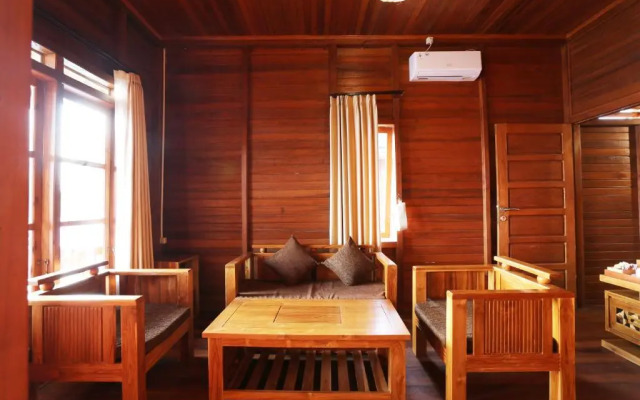 Azana Essence Villa Tabitha Lombok