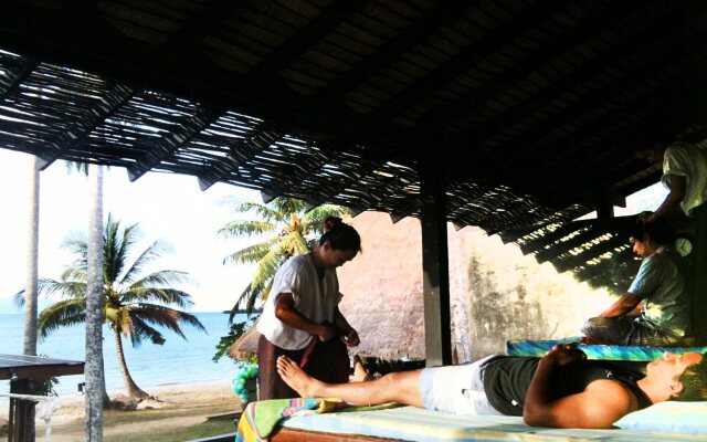 Seavana Beach Resort