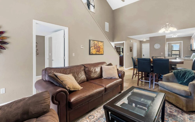 Whispering Water @ Pointe Royale