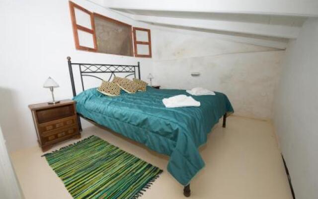 Kaitoula Apartment Up