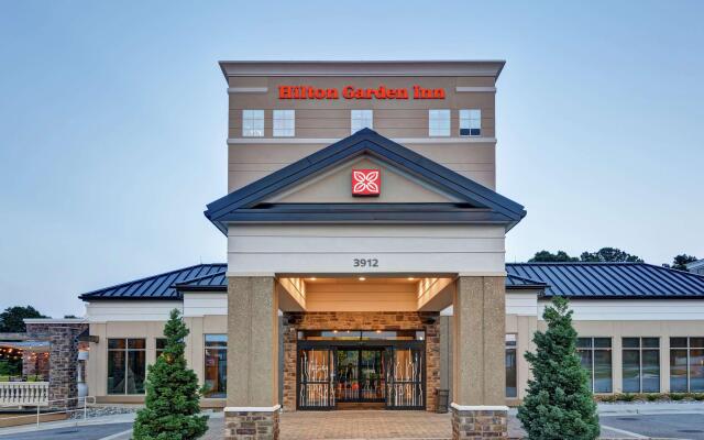 Hilton Garden Inn Raleigh /Crabtree Valley