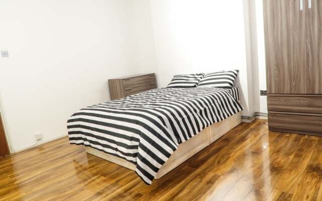 Saddler House Deluxe Guest Room