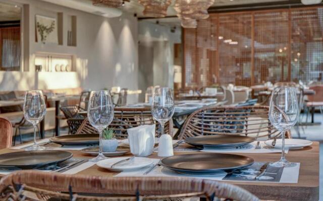 Umani Hotel & Beach
