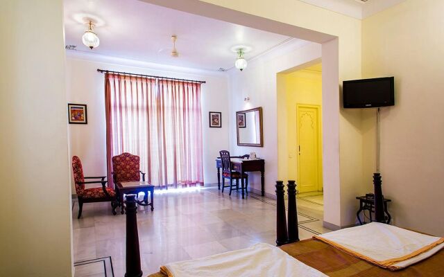 Akshay Niwas Boutique Luxury Hotel