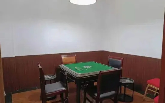 Dijing Holiday Inn
