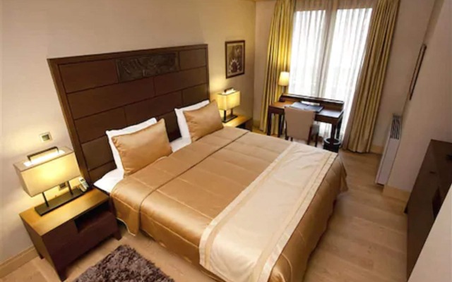Continental Hotel