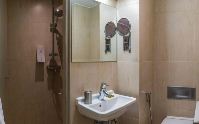 CRU Hotel