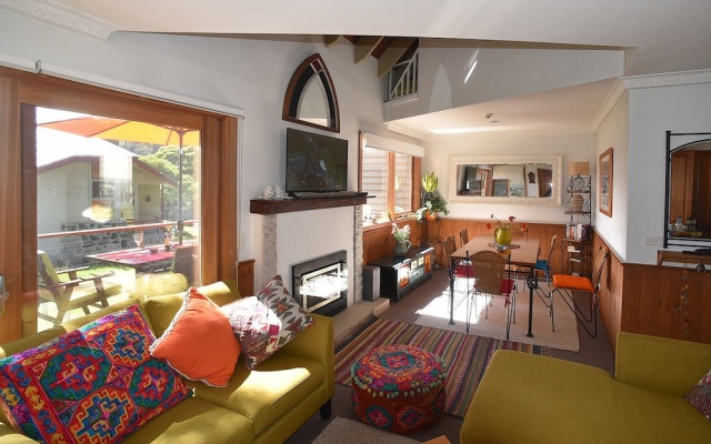 Bollygums – Lobby – Thredbo