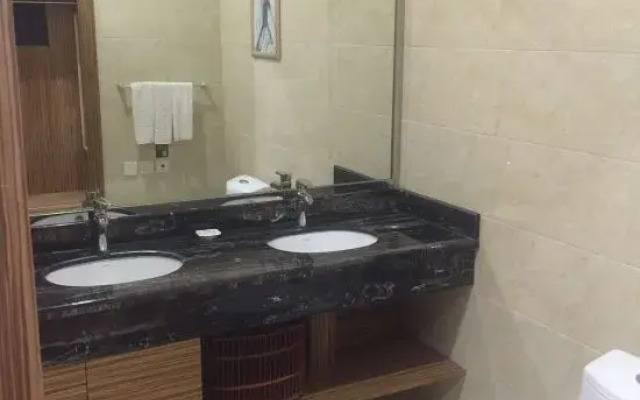 Qilu Jiudi Yujing Hotel