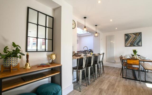 7 Old Grammar School, Leiston