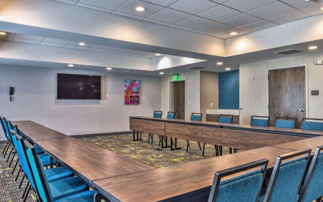 Hampton Inn & Suites by Hilton Keene