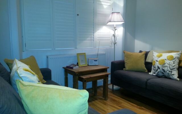 Edinburgh City Centre Apartment