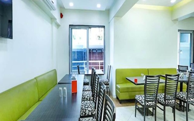 Fabhotel Shree Sai Residency