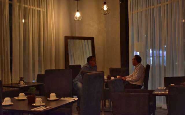 ESDUMA HK Hotel Pachuca
