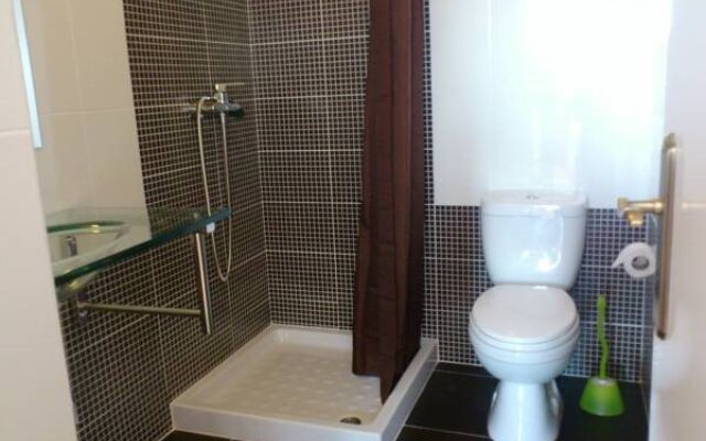 SwissPorto Guest House