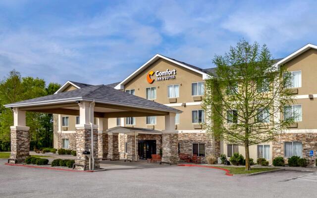 Comfort Inn and Suites Pittsburg