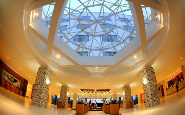 Sanya Jingrun Pearl Theme Hotel
