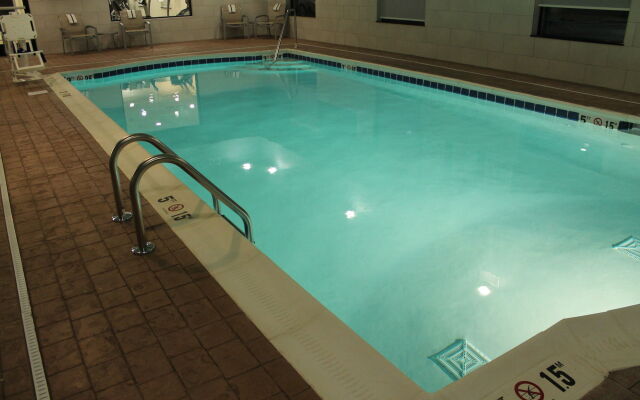 Holiday Inn Express & Suites Glasgow by IHG