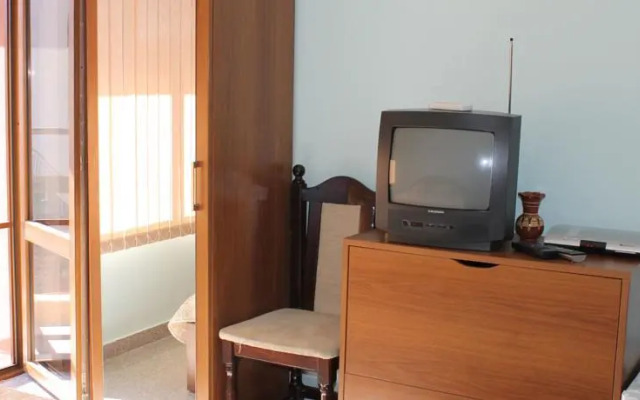 Family Hotel Rojen Rest