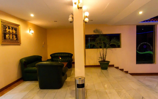 City Golf Resort Hotel