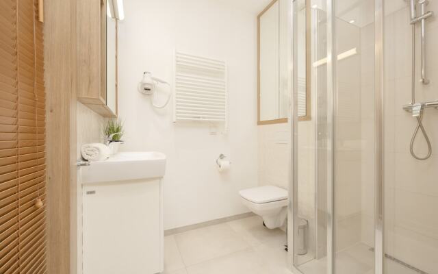 Wolska Cozy Studio in Warsaw by Renters