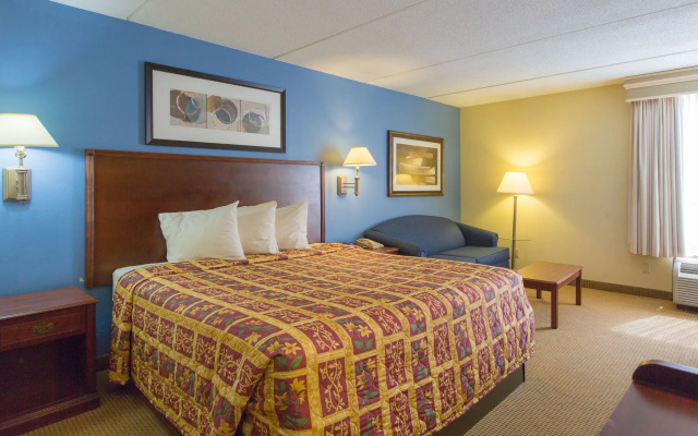Best Western Plus Portsmouth-Chesapeake