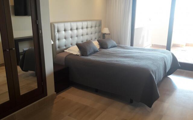 103 - Beach apartment with Spa & Gym