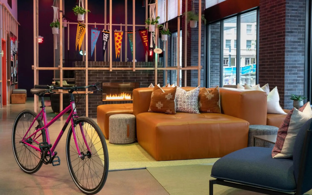Moxy Portland Downtown