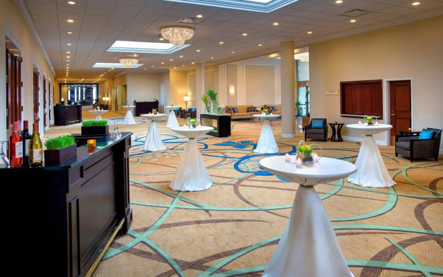 Teaneck Marriott at Glenpointe